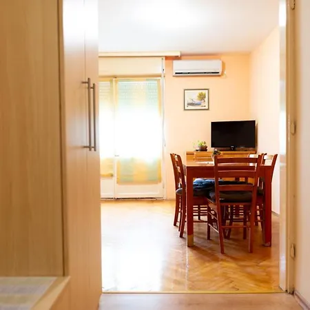 Duje Apartment Split